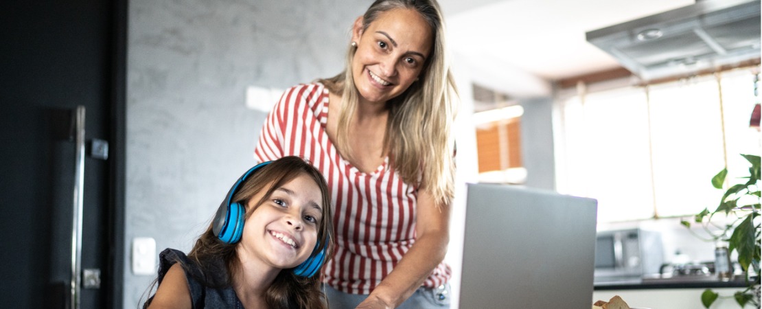 Open English - Últimos dias da promoção 30% OFF da Open English Junior! ✨   ✨ Durante o desenvolvimento das crianças, o estímulo  à motivação é muito importante. 🥰 Pensando nisso, separamos